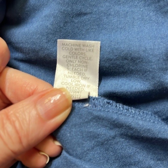 J Jill Embroidered Blue Sleeveless Top - Picture 8 of 8